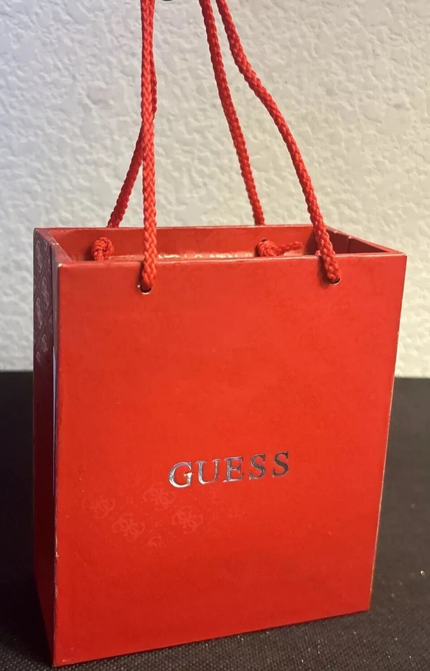 Guess RED Empty Watch Presentation Storage Box - Image 2 of 4