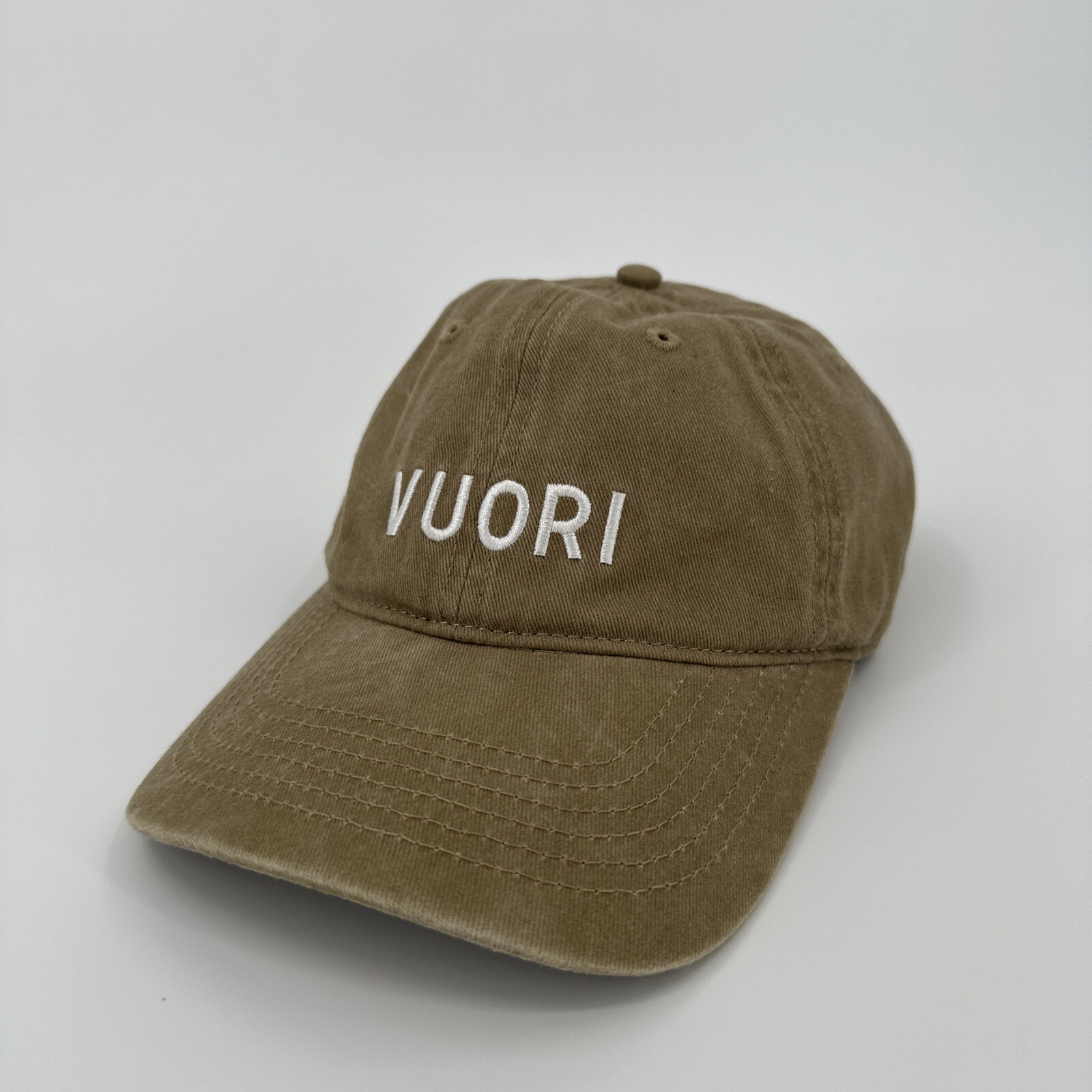 Vuori Hat Adult Adjustable Camel Brown Tan Unisex Ball Cap Dad Hat
