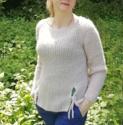 womens pink fluffy jumper