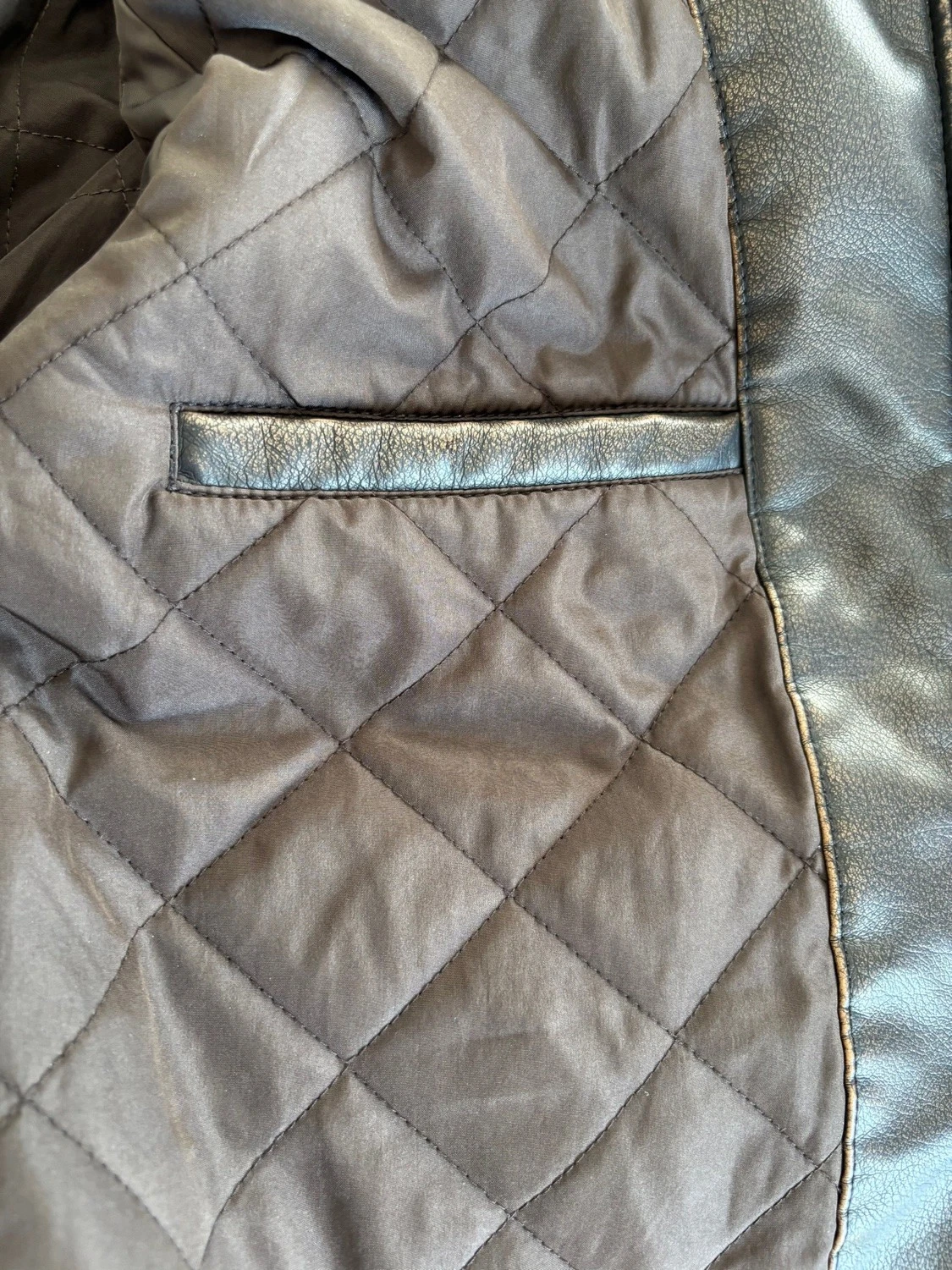 Levi's Men's Faux Leather Bomber Jacket Coat Brown XL New With Tags MSRP $195 - product detail image 10