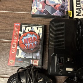 SEGA G&eacute;nesis 1601  System 16-BIT  Console W/11 Games Bundle Tested