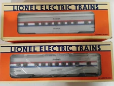 LIONEL 6-16098 and 6-16099 AMTRAK Illuminated passenger cars