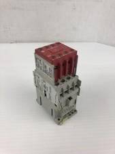 Allen-Bradley 700S-CF620DC Guardmaster Safety Control Relay 700-CF310 100S-F