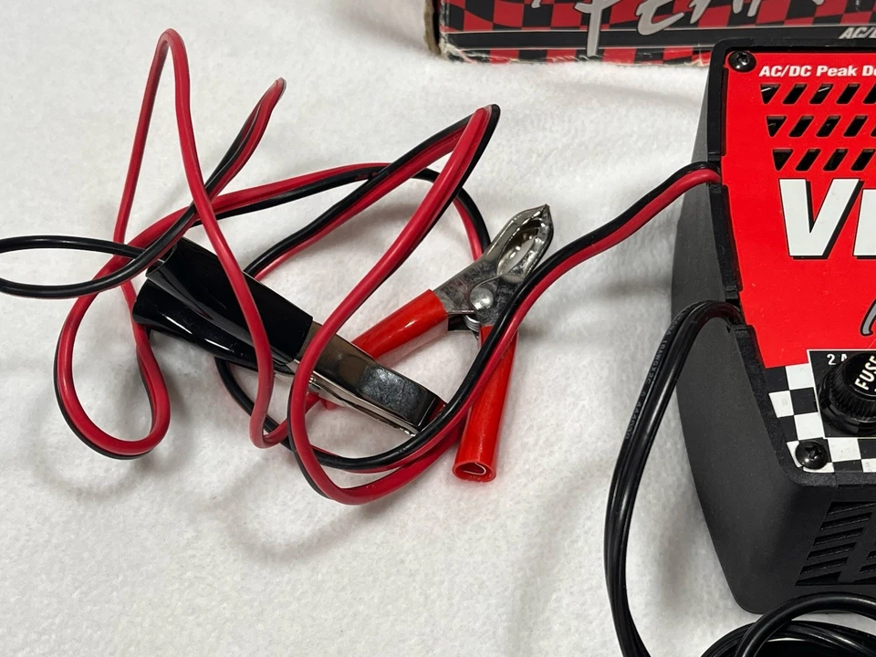 Vision Peak AC/DC RC Battery Charger Dynamite NiCd NiMH 6-7 Cell w/ Box - Image 4 of 4