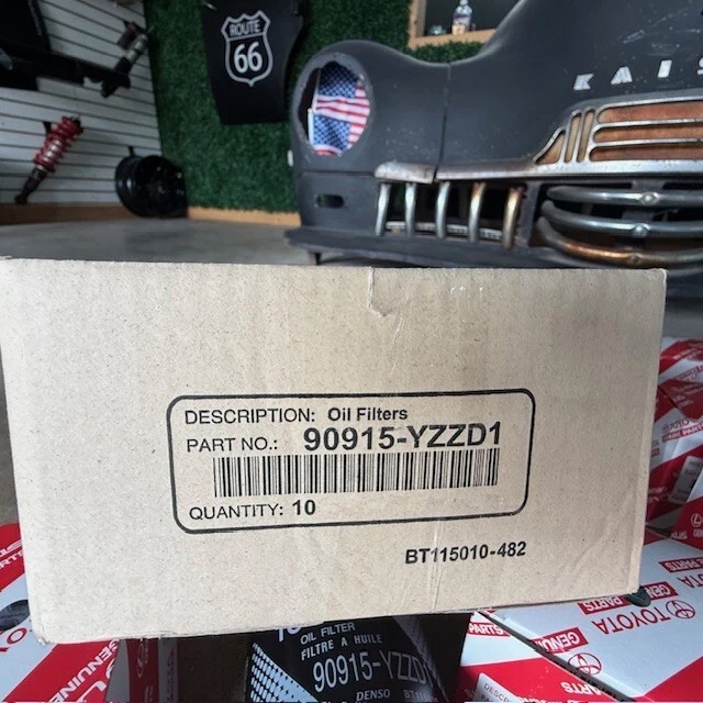 (10) TOYOTA OEM Engine-Oil Filter 90915YZZD1 w gasket - Image 2 of 4