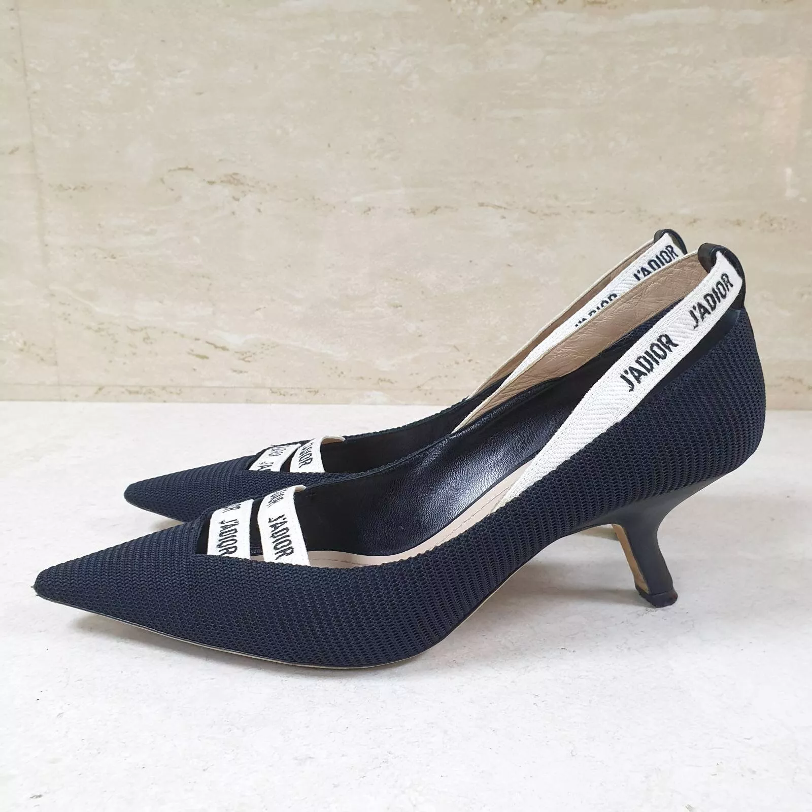 Escarpins textiles noirs Christian Dior J’ADIOR taille 38,5