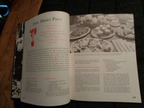 Vintage MCM August 1967 1st Edition Sunset Dinner Party Cook Book - Foto 3 di 6