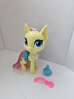 My Little Pony Fluttershy Mermaid Potion Dress Up Figure 5 Inch 4 Accessories