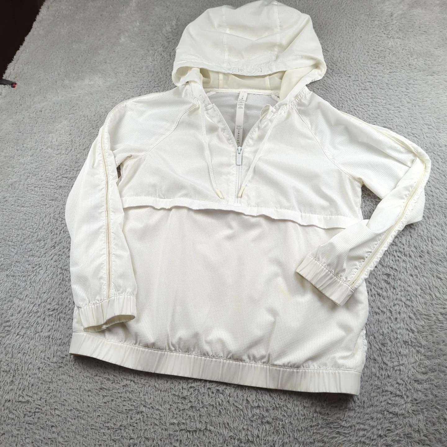 Lululemon Jacket Womens 8 White Pack Light 1/2 Zip Pullover Packable Lightweight