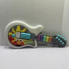 SESAME STREET Elmo Guitar Lets Rock Hasbro 2010 Musical Light-up Keys Guitar