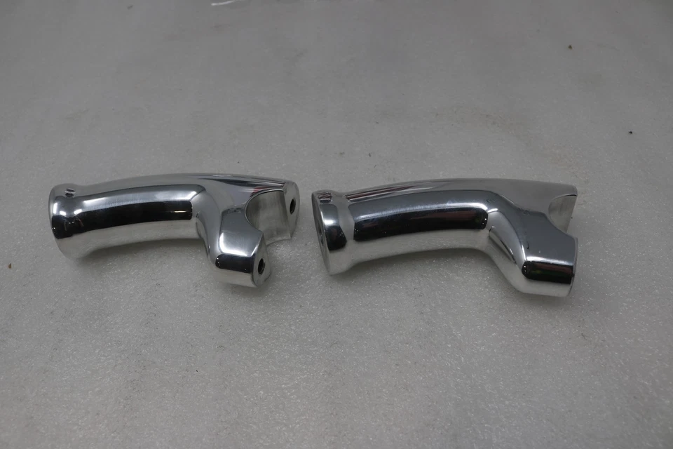 Elevadores de manillar Harley-Davidson FXD DYNA 59785-06 NUEVOS OEM 2006-2013 Foto 3 de 3