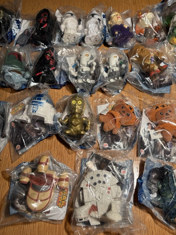 Star Wars La Venganza de los Sith 2005 Burger King Meal Toys Lote de 32 C-3PO R2D2 Foto 3 de 4