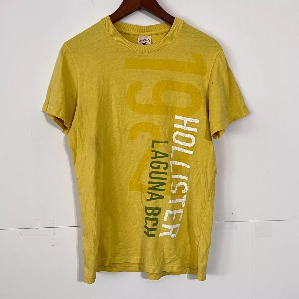 Hollister yellow t sales shirt