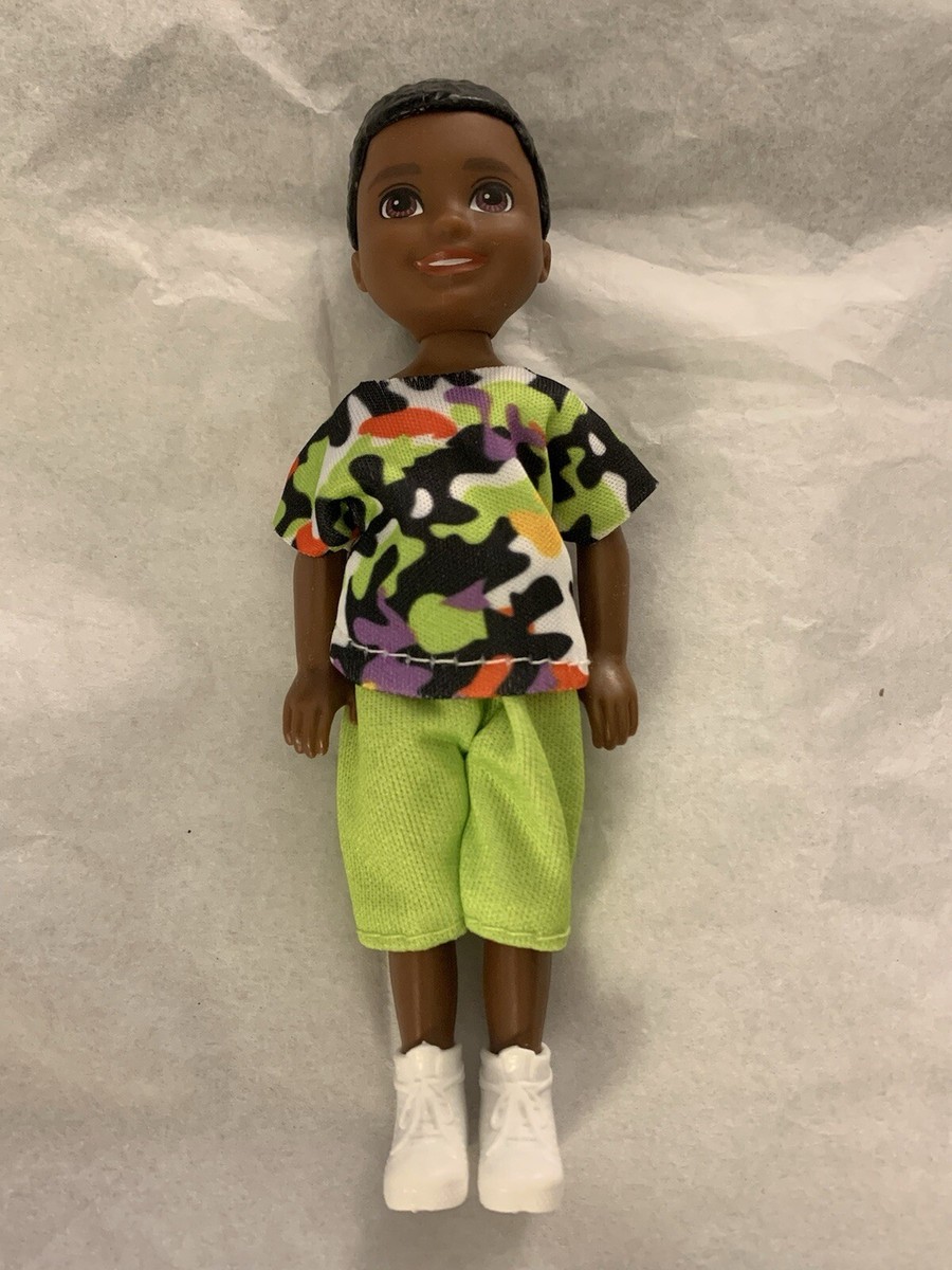 Barbie Fashionistas K Doll #236 With Black Hair, Wearing Blue And Gre Ombre Tank With Jean Shorts And Silver Sneakers - HYV00 BarbiePedia