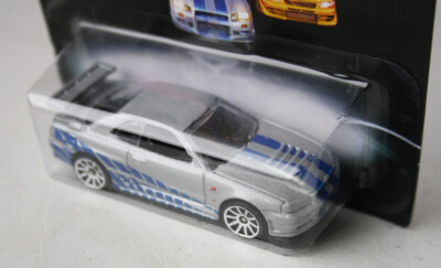 李*様 Hot Wheels Nissan Skyline GT-R (R34) Hot Wheels Premium Nissan Skyline GT-R (BNR34) Pojazd 1:43