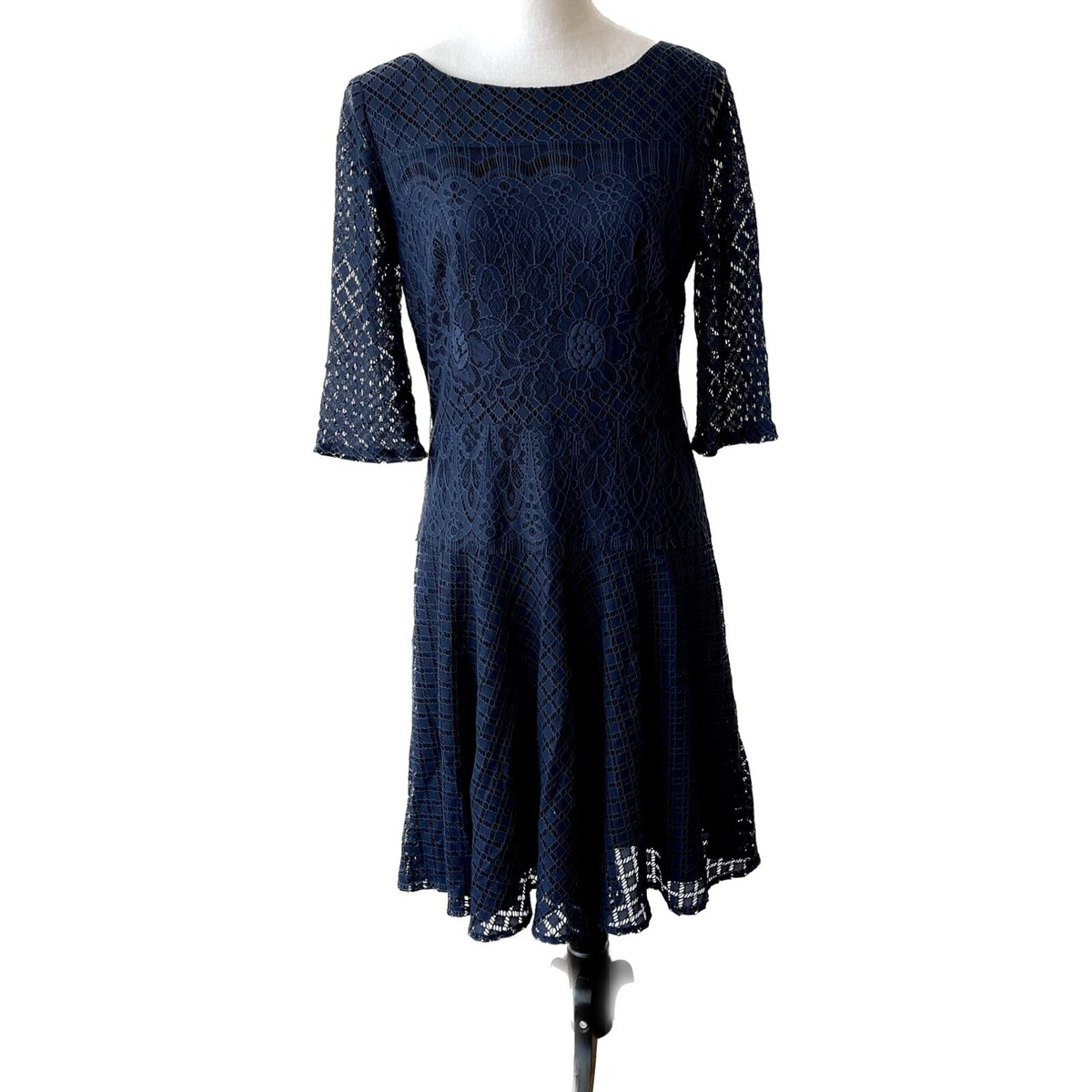 Tahari SZ 8 Arthur S Levine Navy Eyelet Midi Lace Dress Fit & Flare 3/4 sleeve Tahari SZ 8 Arthur S Levine Navy Eyelet Midi Lace Dress Fit & Flare 3/4 sleeve