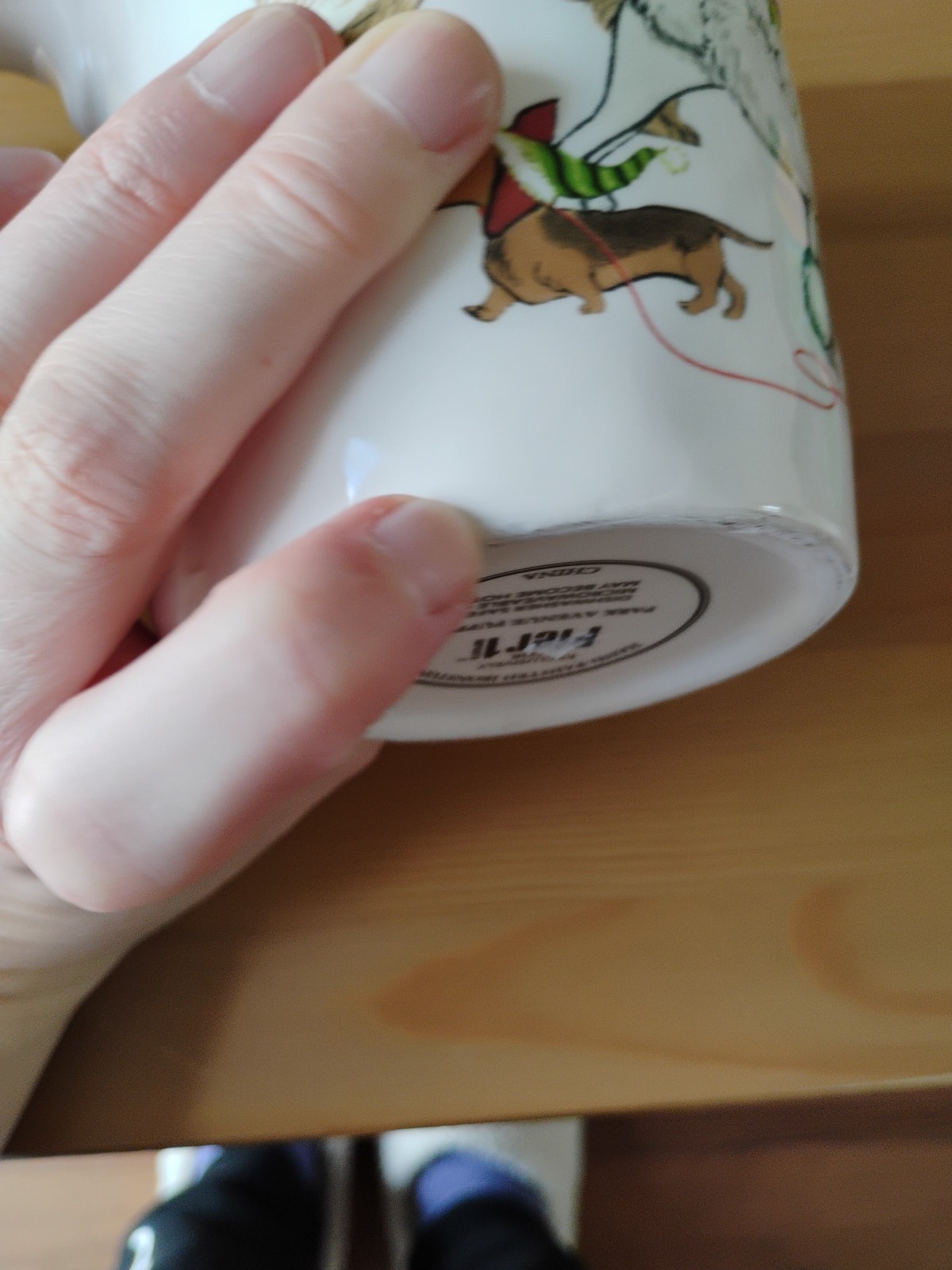 Pier 1 Imports PARK AVENUE PUPPIES 14oz Mug Christmas Winter Dogs Green Trim