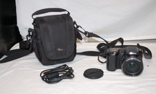 Nikon Coolpix L100 Digital Camera 15x Zoom 10 Megapixels Preowned with Bag Nice