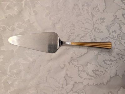 Solingen 18/10 Gold Two Tone Pie Server