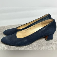 Salvatore Ferragamo Women's Heel Pump 9.5 B Navy Made in Italy