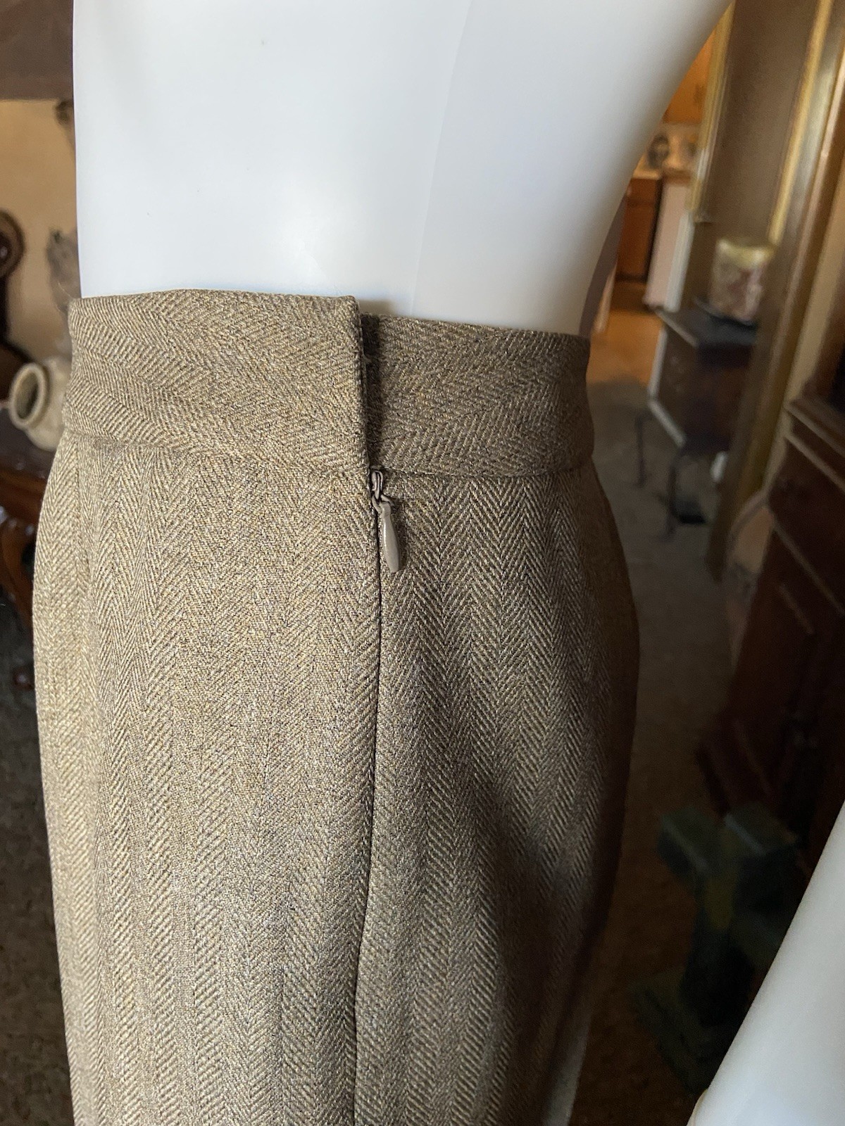 Le Suit Women's 2-Piece Pant Suit lt. Olive Green/Brown tweed, lined Size 16 EUC