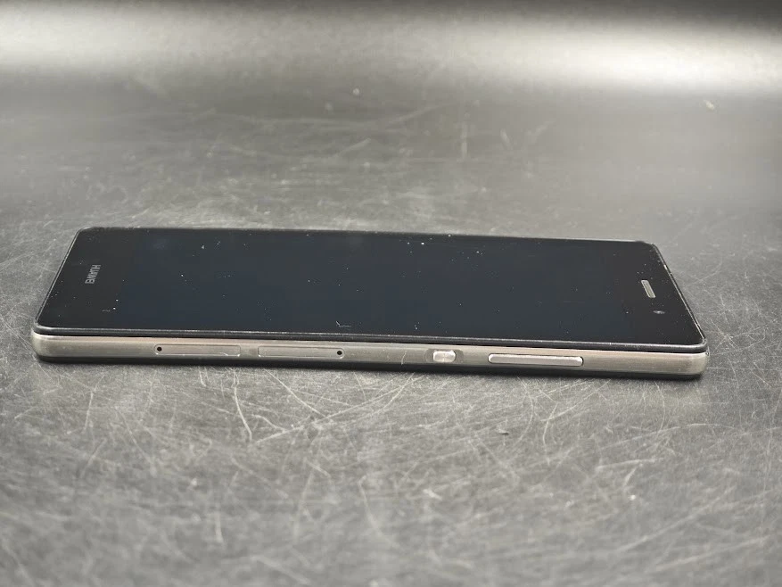 Huawei P8 Lite ALE-L21 Ram 2GB Almacenamiento 16GB Smartphone - Usado Funcional - Imagen 2 de 4