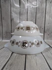 Set of 2 Vintage Pyrex Town & Country 1 1/2 QT & 4 QT Mixing Bowls - Made in USA