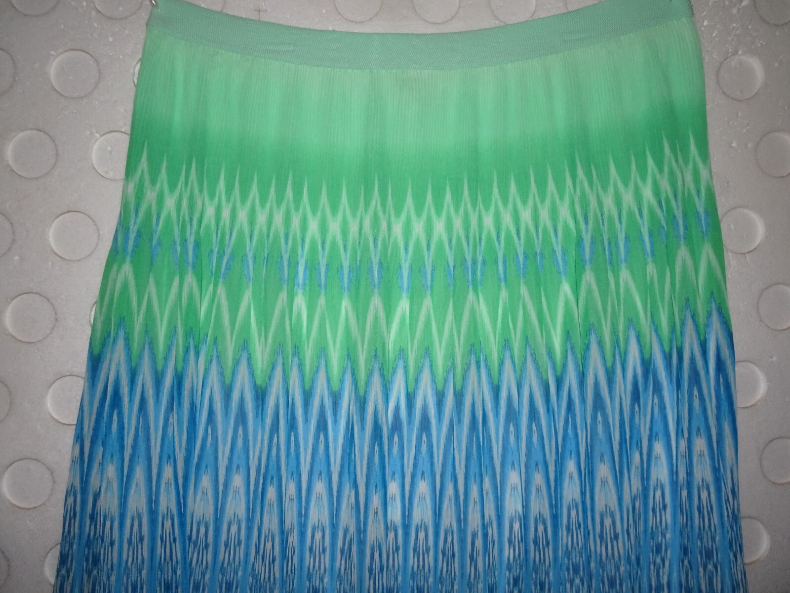 RUBY RD Pleated Chiffon Geometric Maxi Skirt Elas… - image 2