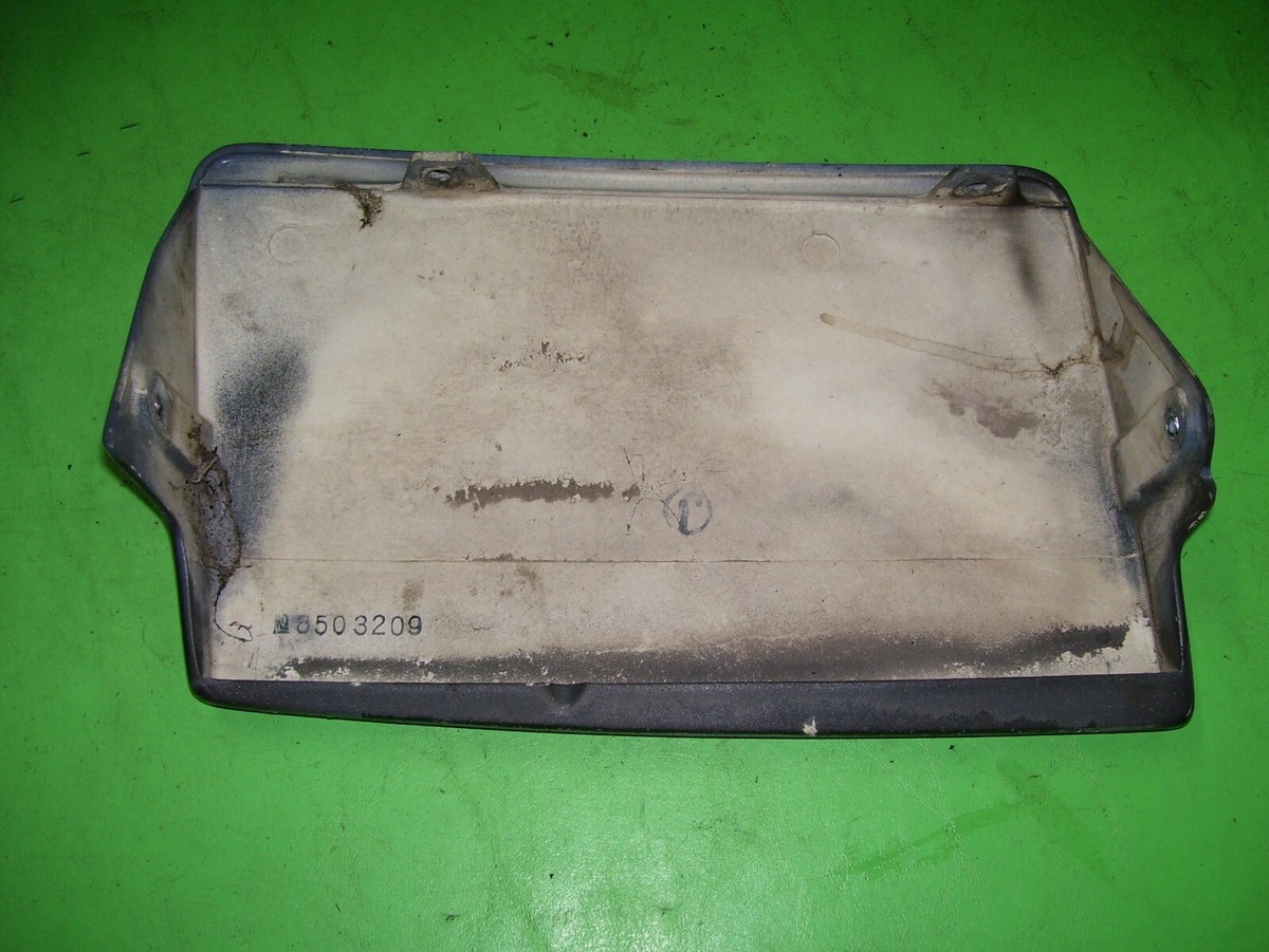 1985 300ZX Z31 2+0 Turbo HEADLIGHT Door Cover Top Plate Finisher