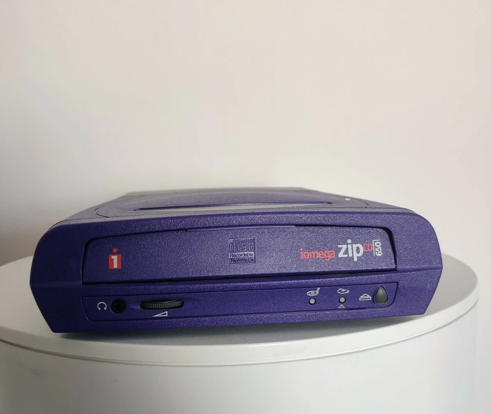 Iomega ZIPCDUSB ZIP CD 650 CD-R/RW External USB Drive CD-ROM ONLY NO PWR Cable - Image 3 of 4