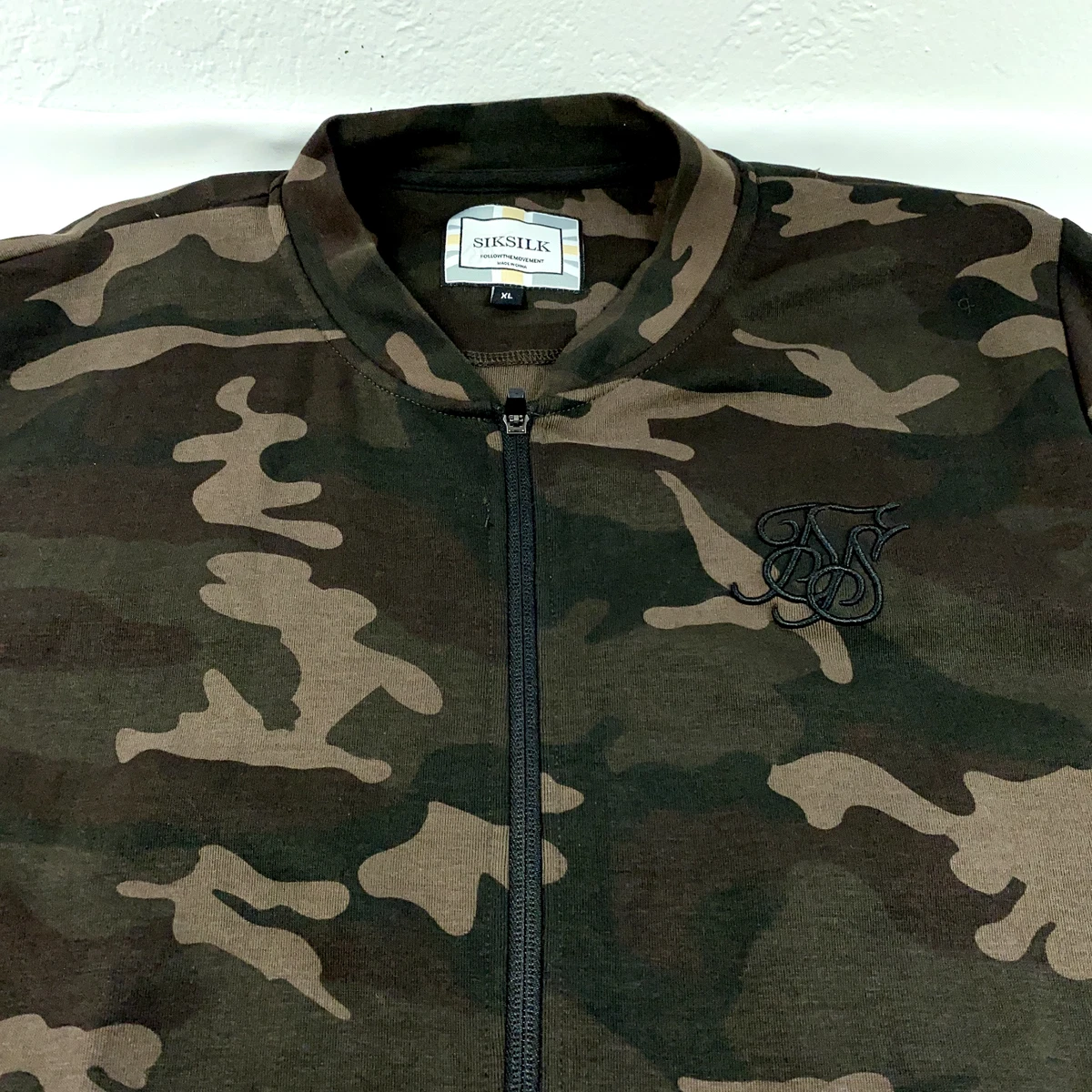 Sik silk camo jacket top