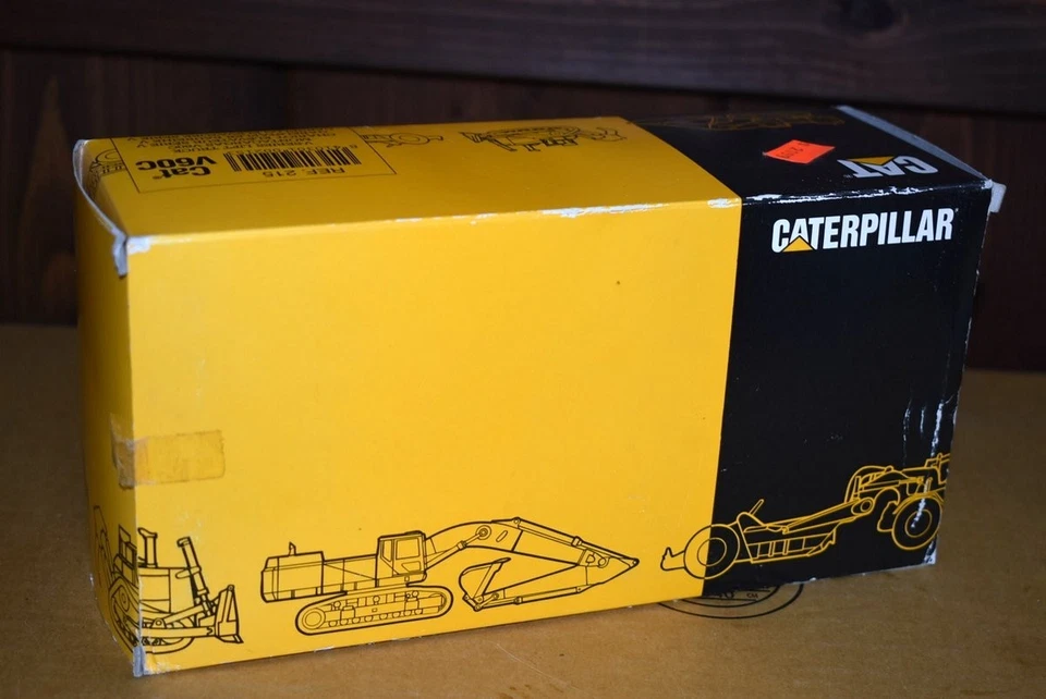1:25 JOAL CAT V60C Forklift EX/LN - Image 4 of 4