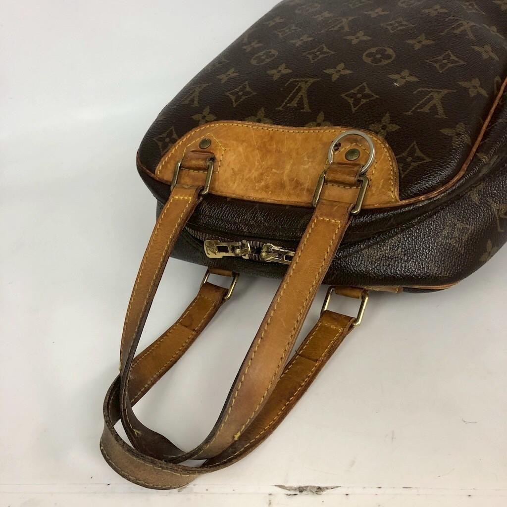 Louis Vuitton Excursion Handbag Authentic Used  バ… - image 5