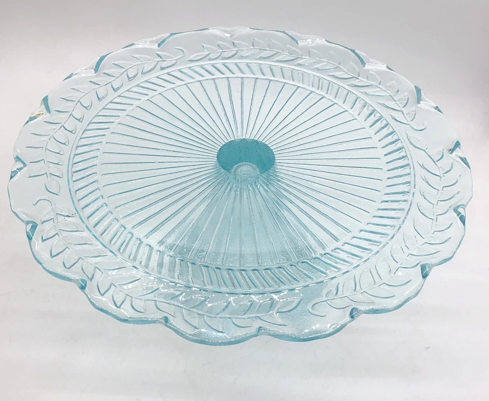 De Colección Aqua Turquesa Azul Depresión Vidrio Pastel Plato Pedestal Soporte Hoja de Laurel Foto 4 de 4