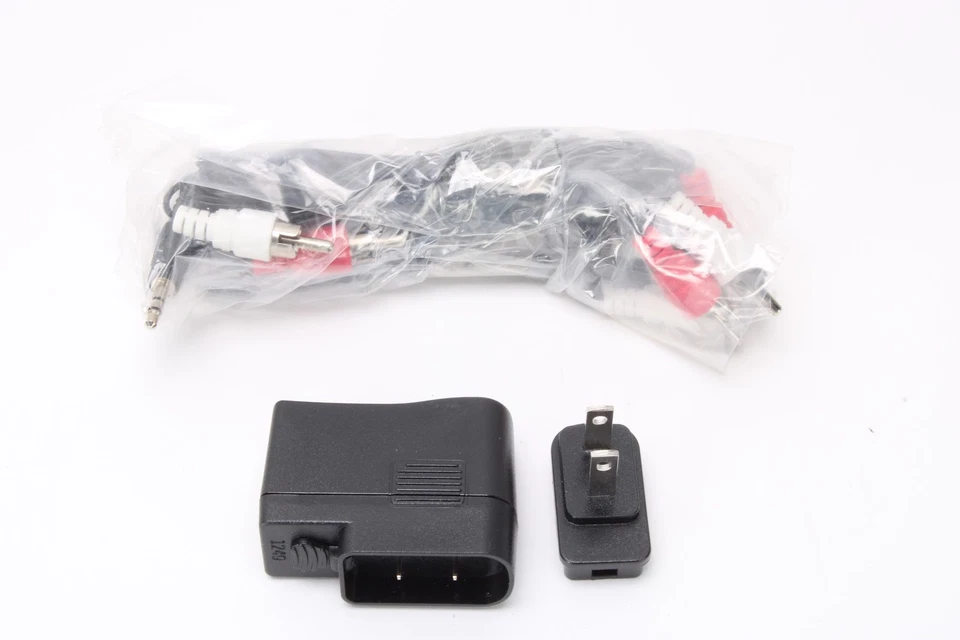 Soundcast UAT-250US Universal Audio Transmitter - New Open Box - Image 4 of 4