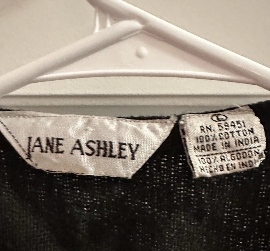 Vintage Jane Ashley Boho Tapestry Vest Embroidered Size Med - Image 3 of 4