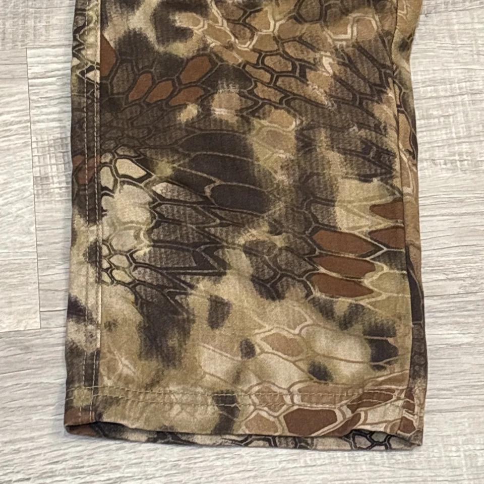 KRYPTEK MENS SZ XS CAMO PANTS TACTICAL CARGO HUNTING EUC FISHING MILKITARY - Image 2 of 4