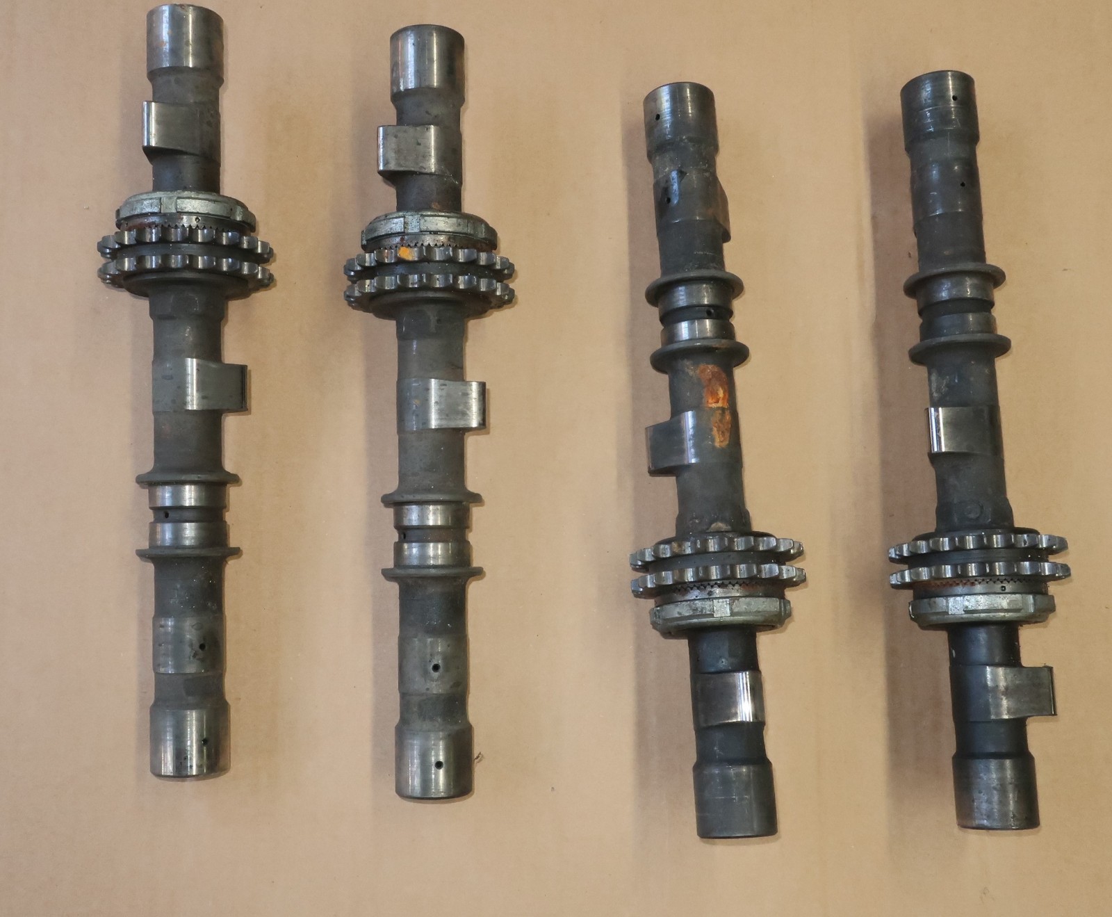 Maserati  MERAK  CAM SHAFTS 4 pcs     10270