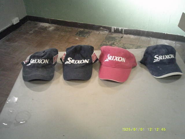 Lot of 4 srixon golf hats plus 4 course hats