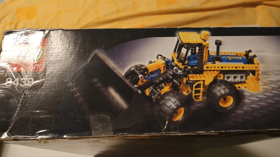 LEGO Technic 8439 Radlader Bagger Pneumatik komplett - TOP - Bild 4 von 4
