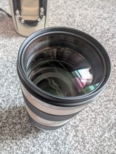 Canon 2569A018  EF 70-200mm F/2.8 L EF USM Lens