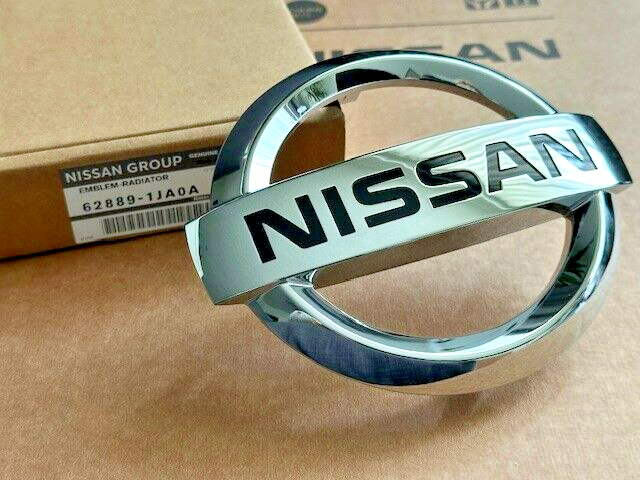 New OEM NISSAN Kicks 2018-2020 FRONT GRILLE EMBLEM 62889-1JA0A | eBay