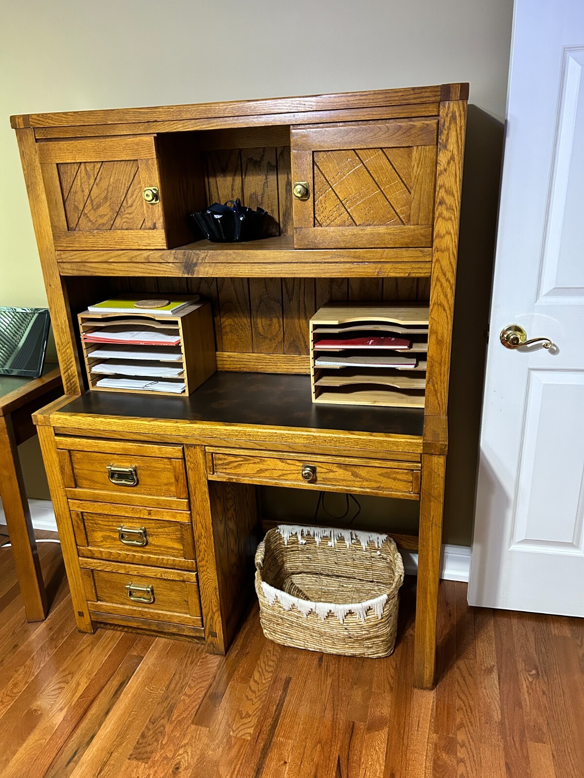 WINDJAMMER, 11 PIECES OF YOUNG HINKLE/LEXINGTON, SOLID OAK, 40TH ANNV E