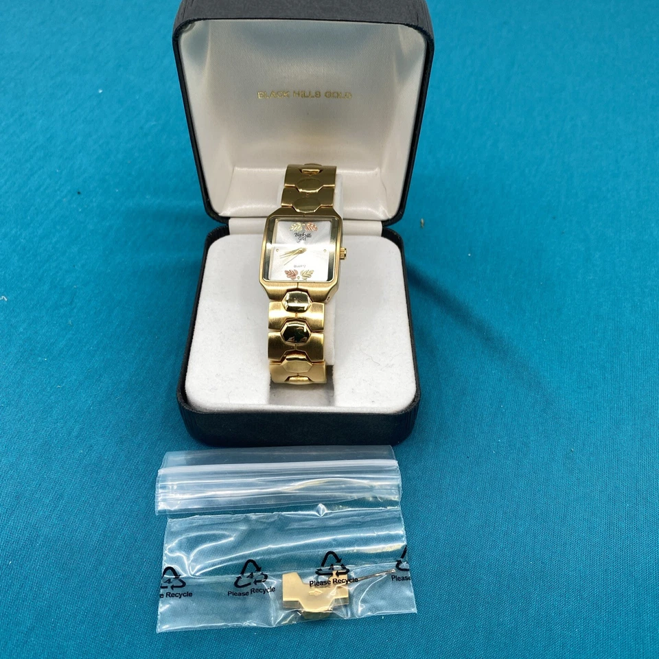 Men's Black Hills Gold Watch All Gold  Band 12k Gold Leaves Runs Good - Image 2 of 4