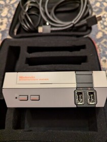 Nintendo Nes Classic Edition Mini Console System w/ Controller And Case