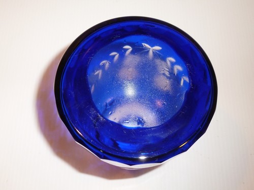 Bohemia Glass Dark Blue Cut to Clear Decanter, Florals - Picture 5 of 5