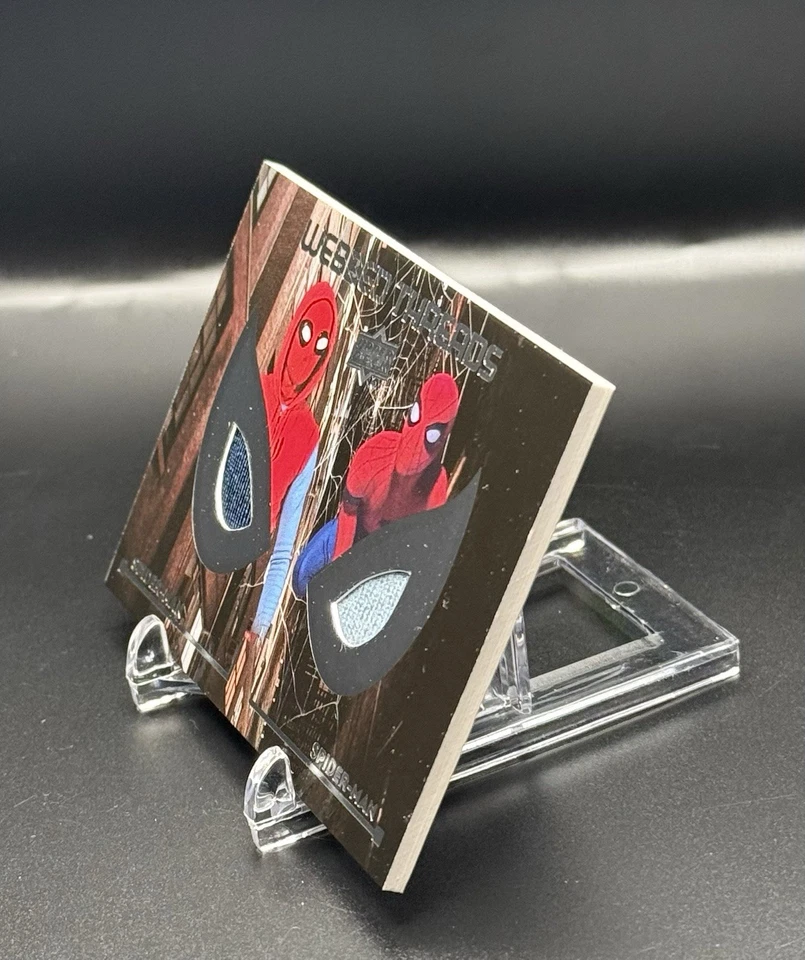 Reliquia de película doble Upper Deck Spiderman Homecoming Webbed Threads 2017 #WTD10 Foto 3 de 4