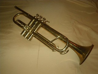 TROMBA VINTAGE CONN PAN AMERICAN BB AZIONE VALVOLA LISCIA ma SBLOCCATA DIAPOSITIVE