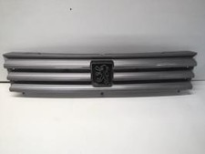 Calandre Peugeot 309