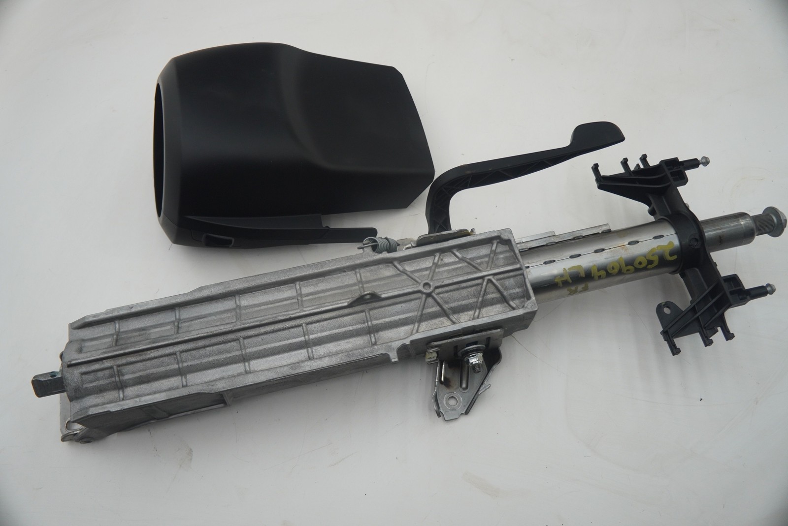 Steering Column Assembly 32306858709 OEM BMW i8 2014-19